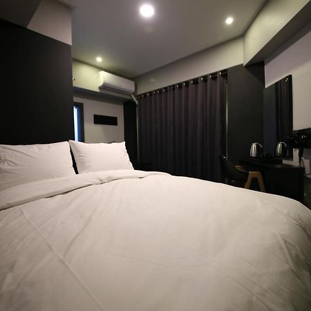 Pyeongtaek Stay Hotel 2 Экстерьер фото