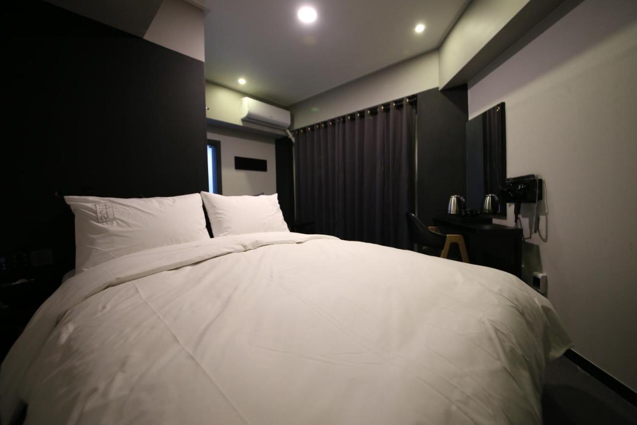 Pyeongtaek Stay Hotel 2 Экстерьер фото