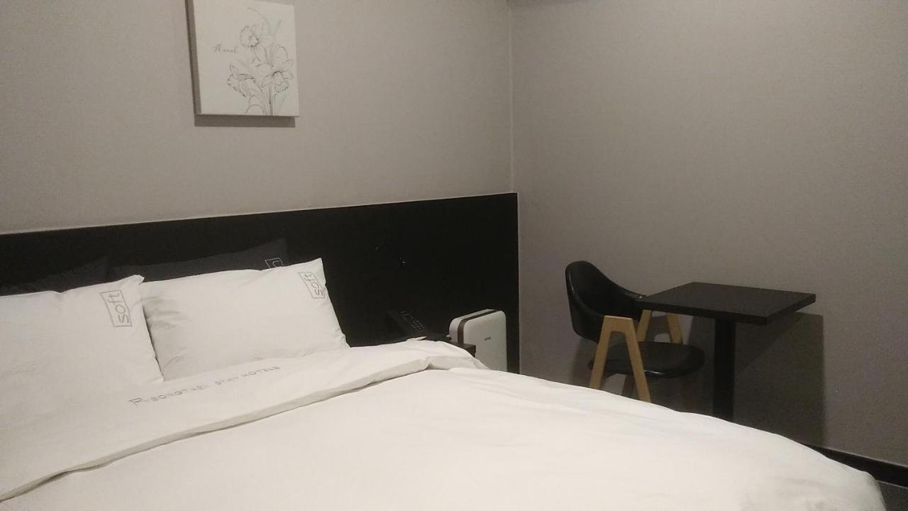 Pyeongtaek Stay Hotel 2 Экстерьер фото