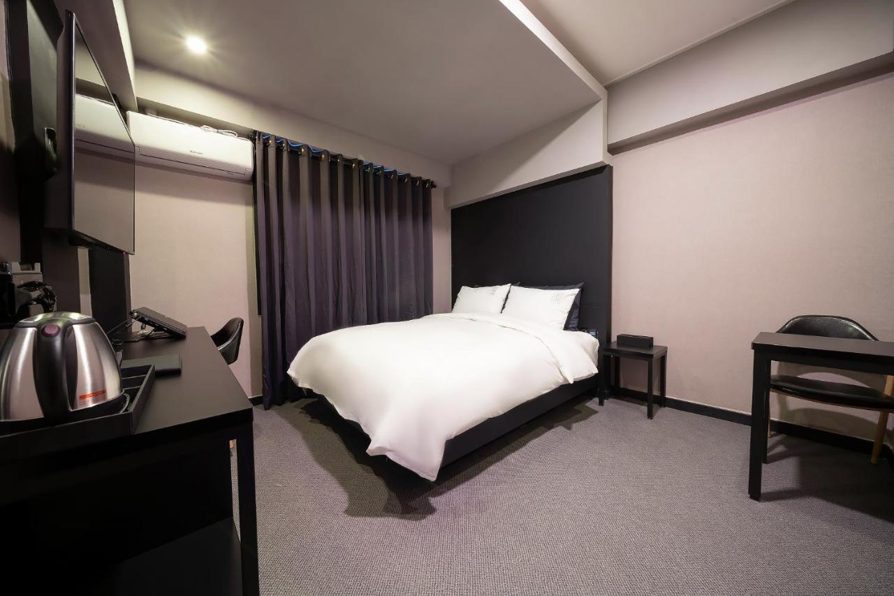 Pyeongtaek Stay Hotel 2 Экстерьер фото